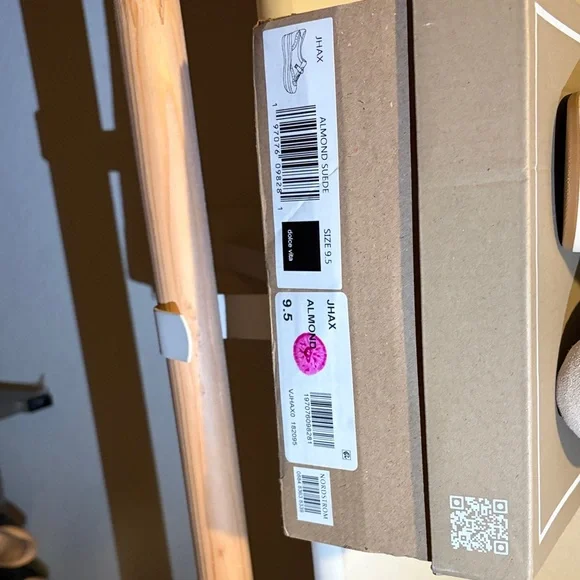 Dolce Vita Taupe Suede Platform Sneakers - Picture 4 of 5